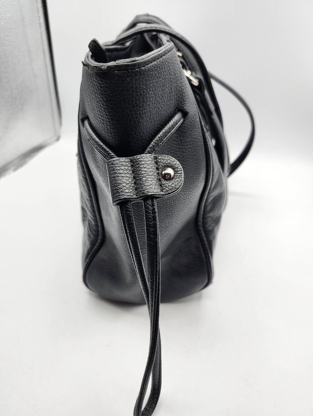 Giani Bernini Black Leather Shoulder Bag/Tote with Tassel Charm - Picture 6 of 8